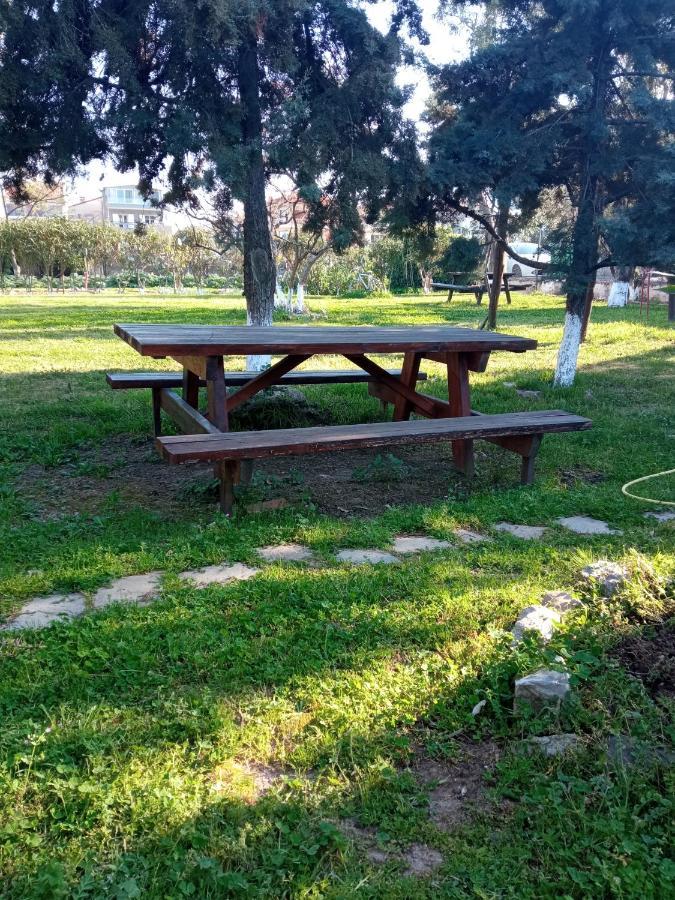 Sofia'S Garden Lägenhet Néa Péramos Exteriör bild